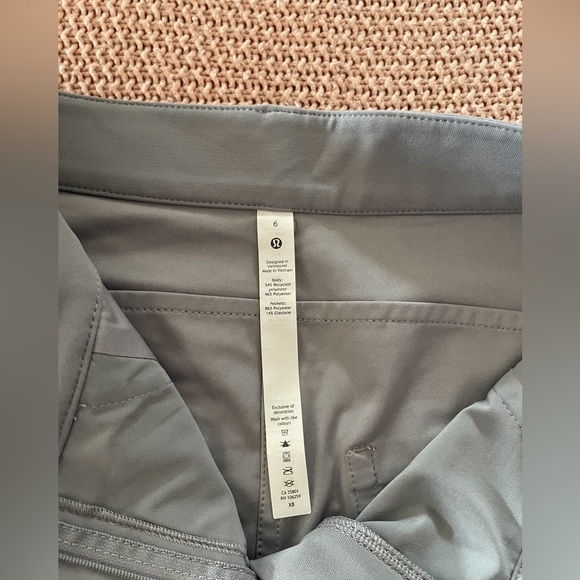 Lululemon women’s Pants size 6 - Picture 3 of 8